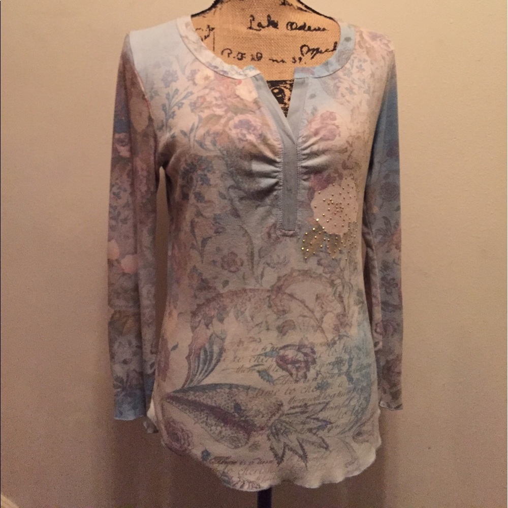 APT 9 Floral Vintage Look Blue and Purple Long Sleeve Top-LP